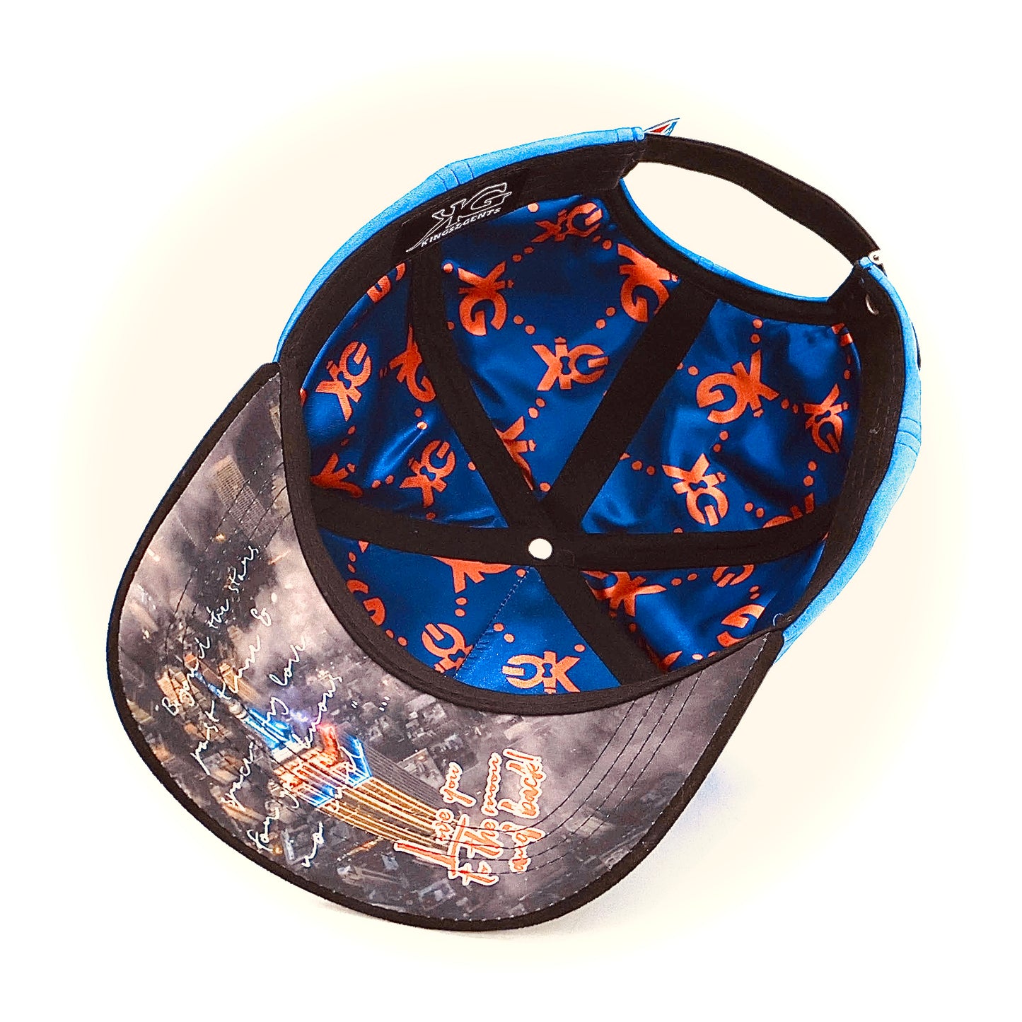 KG KNICKS TAPE SUEDE CROWN.